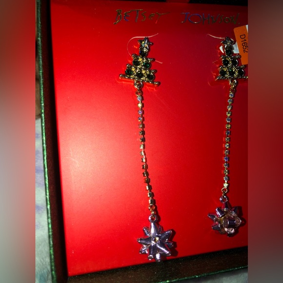 Betsey Johnson gold plated Christmas tree and pink rose gold ornament necklace - Picture 8 of 11